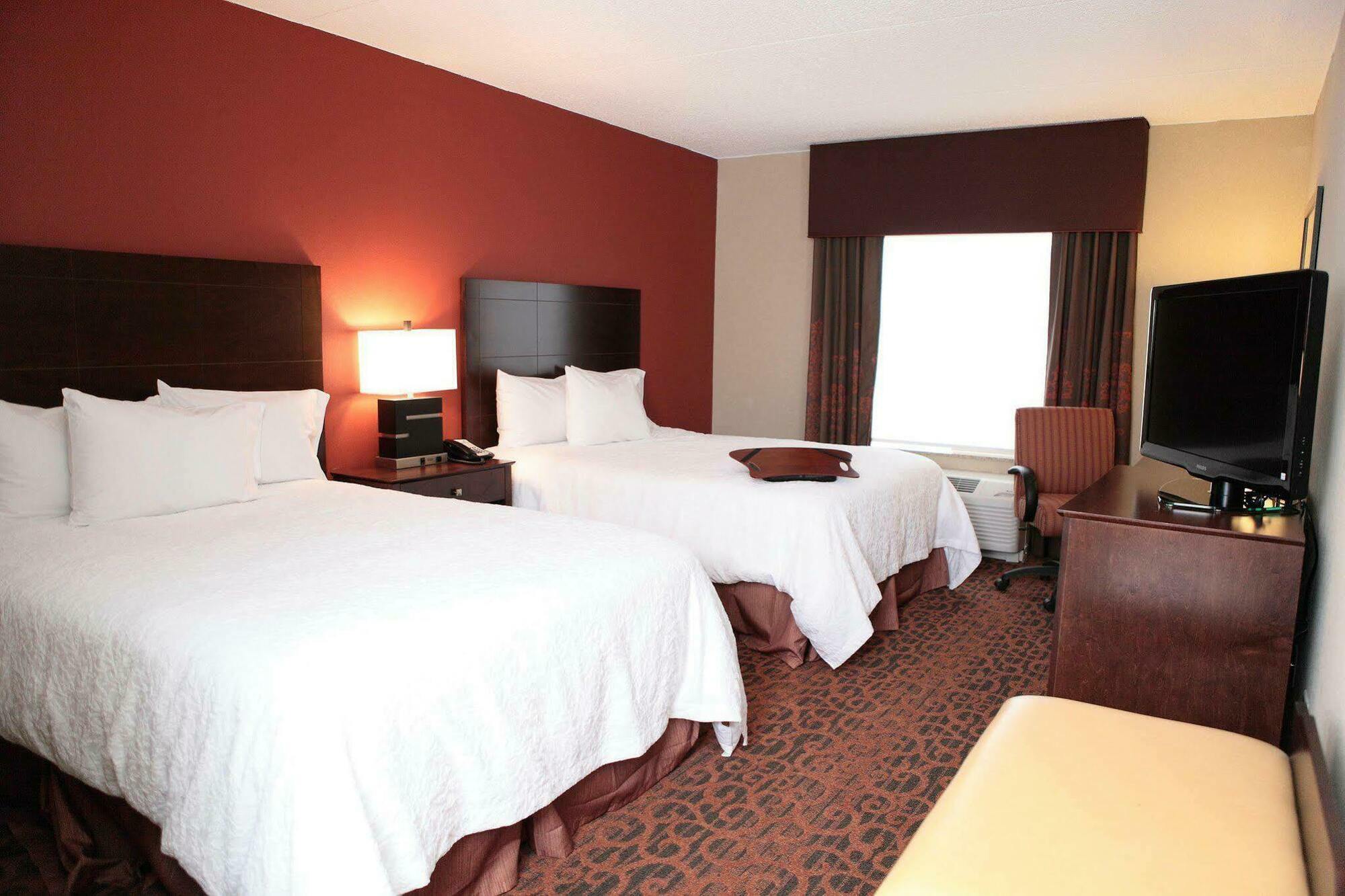 Hampton Inn Milan Pokoj fotografie